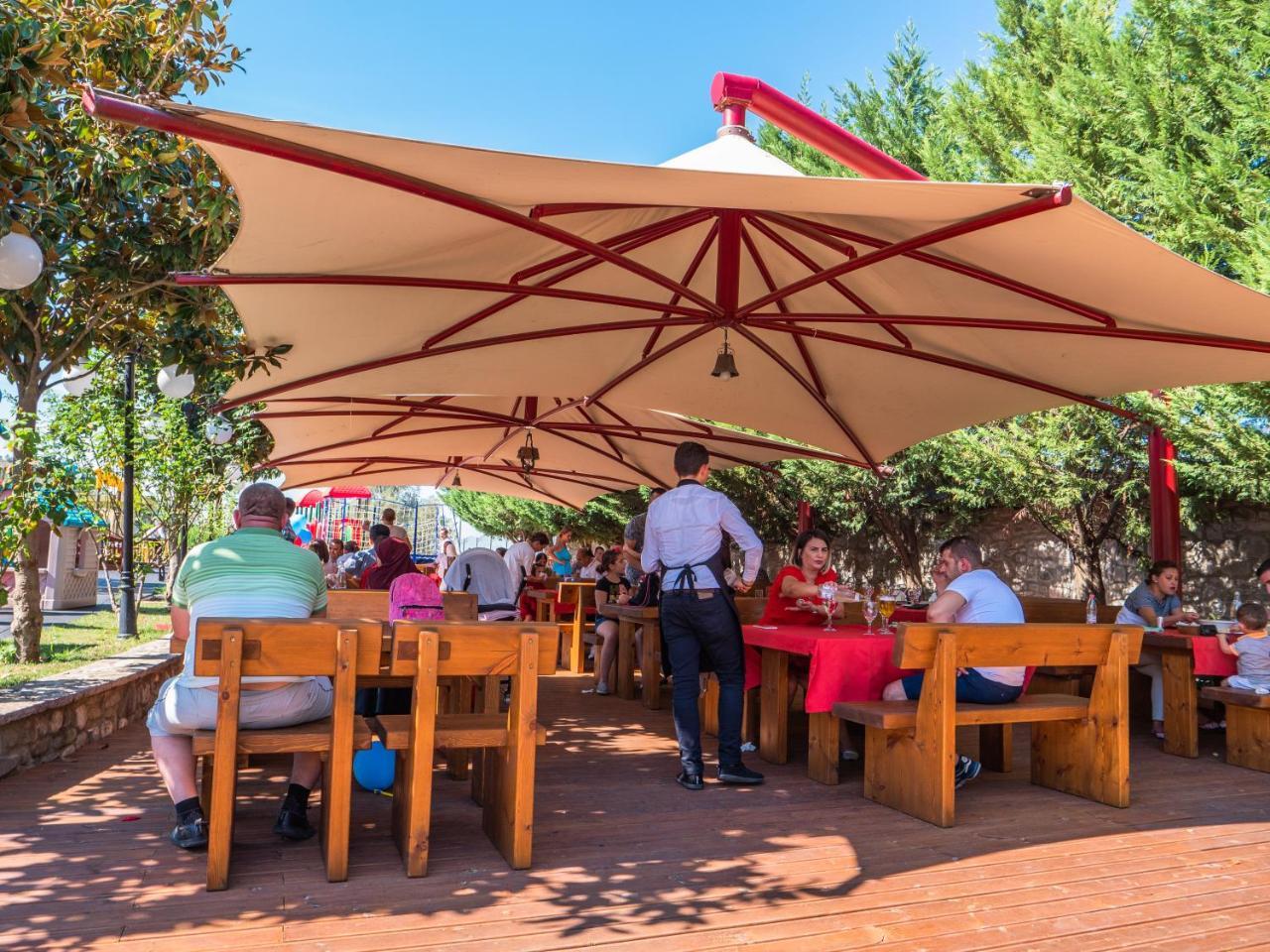 PalmaNova Resort Tirana Kültér fotó