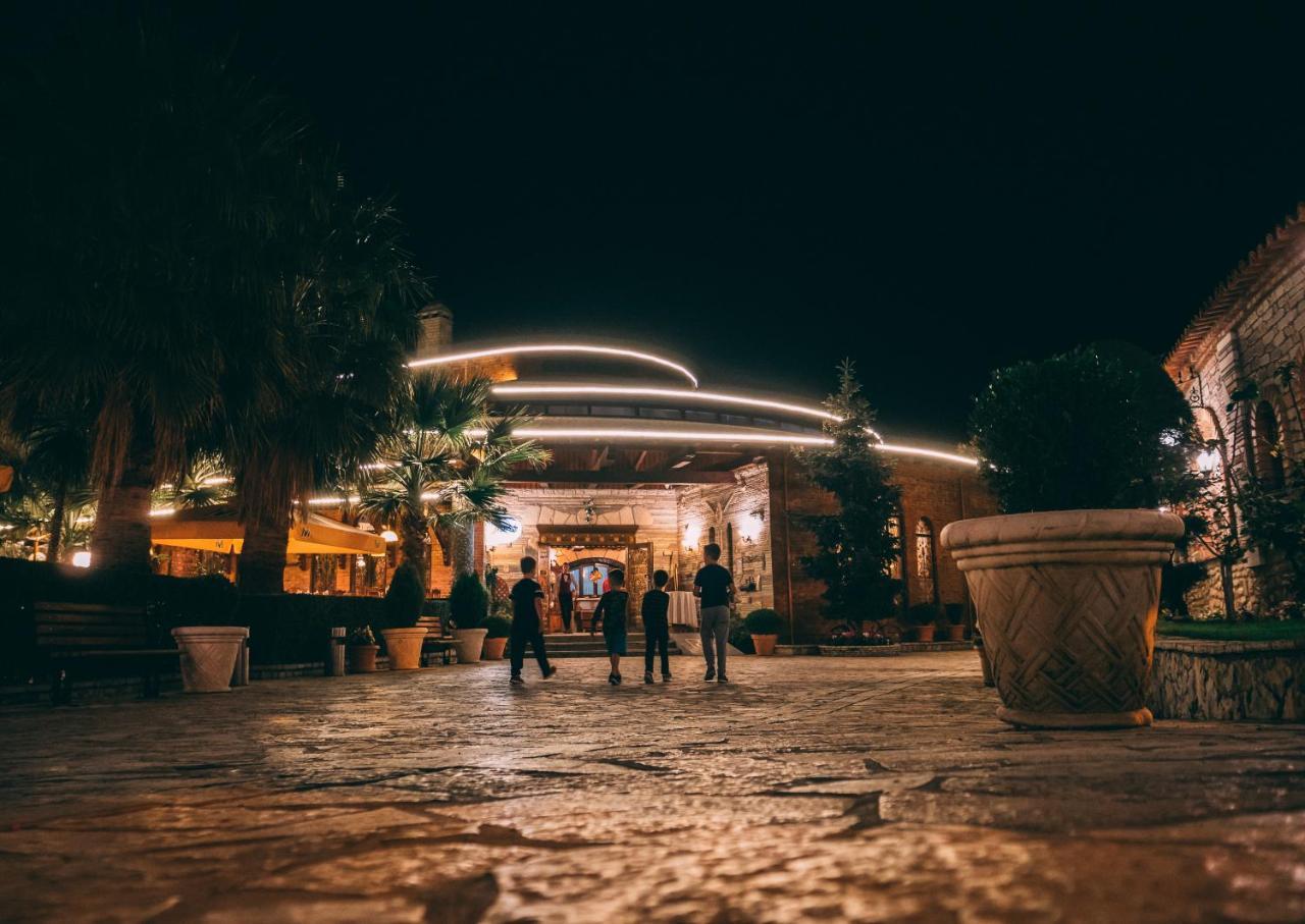 PalmaNova Resort Tirana Kültér fotó