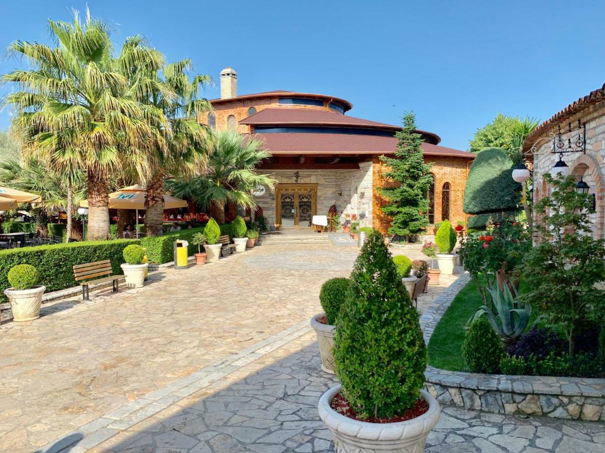 PalmaNova Resort Tirana Kültér fotó
