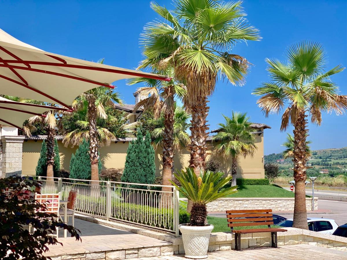 PalmaNova Resort Tirana Kültér fotó
